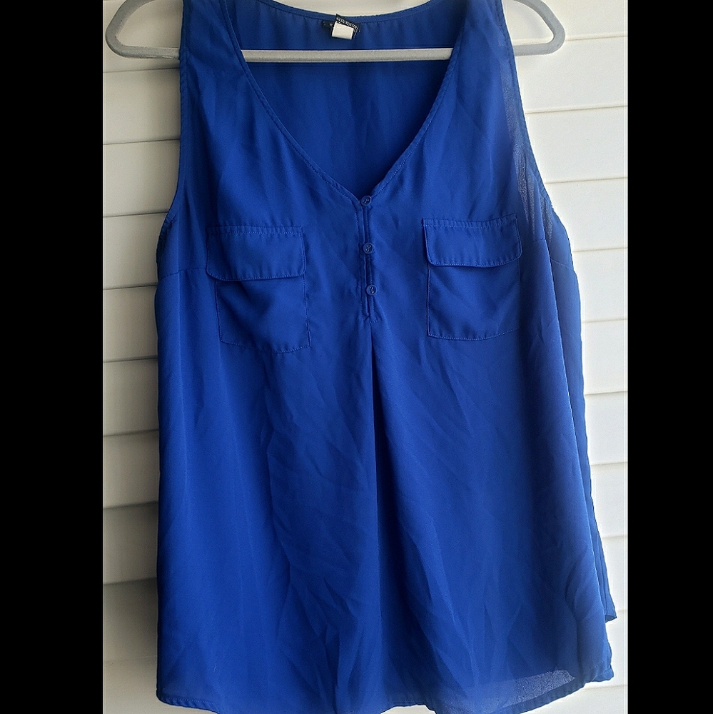 Torrid primary blue georgette torrid pocket tank top 2x